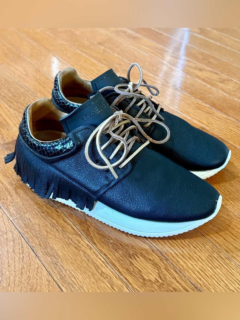 ESSEutESSE Women's 39 9 Leather Fringe Sneakers Moccasin Shoes Made in Italy